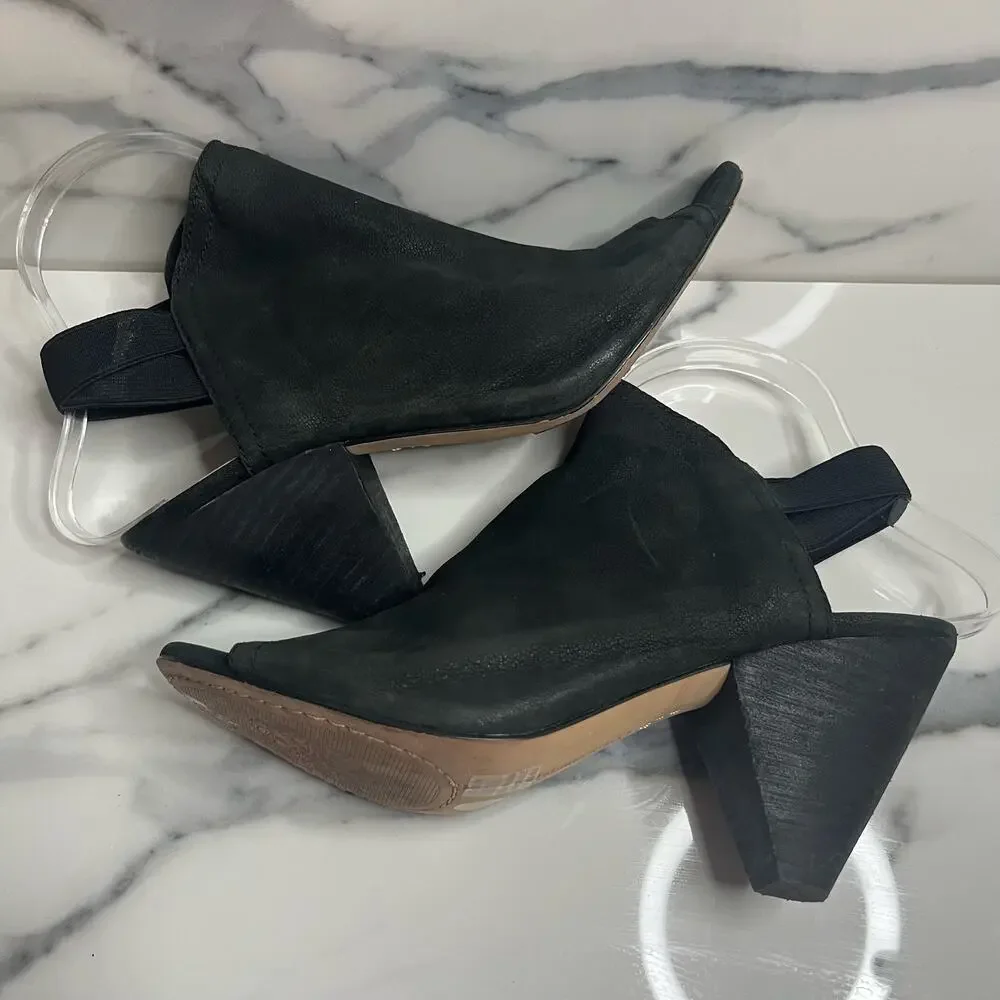 Vince Camuto | Women's Minimalist Black Nubuck Leather Edora Booties Sz 8.5 - Picture 7 of 8